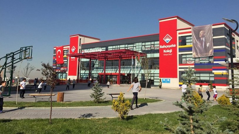 Bahçeşehir Koleji'nden "aşı" açıklaması! "‘Bize çip takacaklar’ deyip aşı olmayan öğretmenle..."
