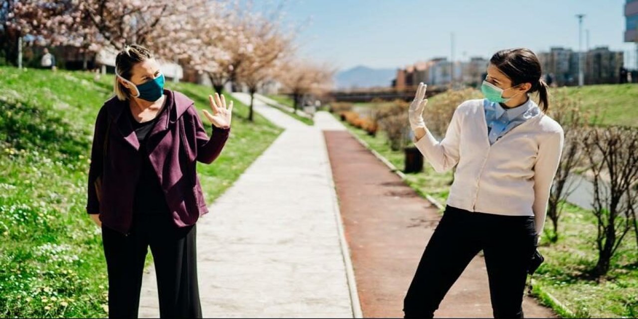 Aşı olanlar dikkat! Uzman isimden uyarı: Rehavete kapılmayın!