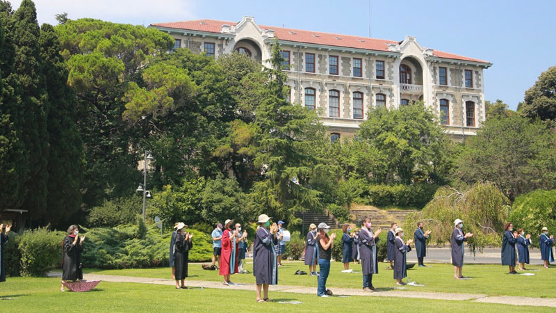 Direniş devam ediyor! Boğaziçi Üniversitesi'nde akademisyenlerin nöbeti 220. gününde
