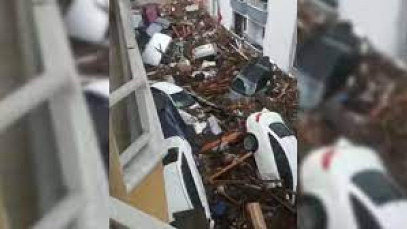 Kastamonu Valisi kentteki son durumu paylaştı! "İlçeye 10 kilometre kala dönmek zorunda kaldık"