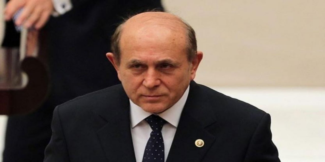 "Gardırop Erdoğancılığı" ve "reisçilik putu" Barış Terkoğlu'ndan gündem yaratacak yazı! Burhan Kuzu'nun şüpheli ölümünün kaynağı...