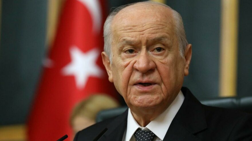 Devlet Bahçeli'den arka arkaya paylaşımlar! "Senaryosunu Türkiye karşıtlarının yazdığı, yönetmenliğini CHP’nin yaptığı..."