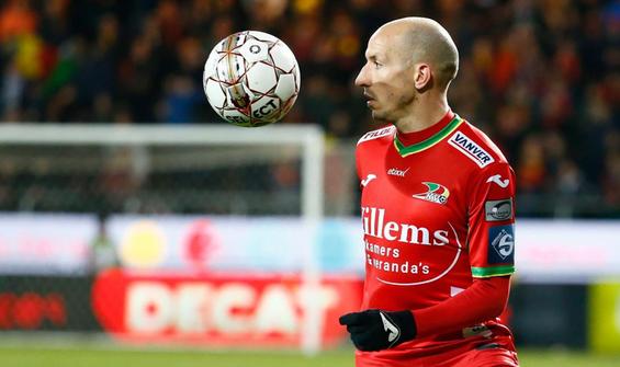 İki yıl önce kalbindeki sorun sebebiyle futbolu bırakmıştı... Eski futbolcu hayatını kaybetti