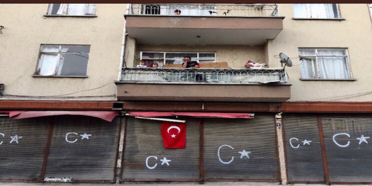 İktidar medyasında yer alan o haberlere dikkat çekti ve... Medya Ombudsmanı Faruk Bildirici yazdı! "Sağduyuya davet ederken bütün Suriyelileri sorumlu gösterme yanlışı"
