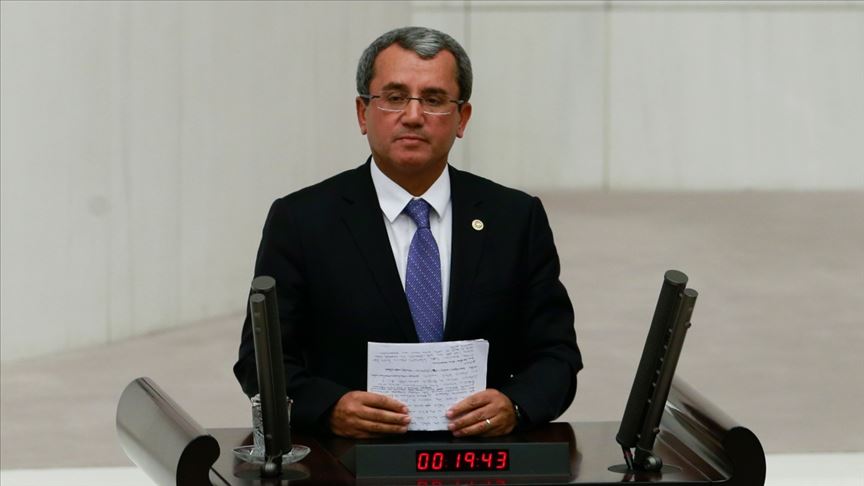 AKP’li vekilin aşı paylaşımı tepki çekti, yazdıklarını silmek zorunda kaldı