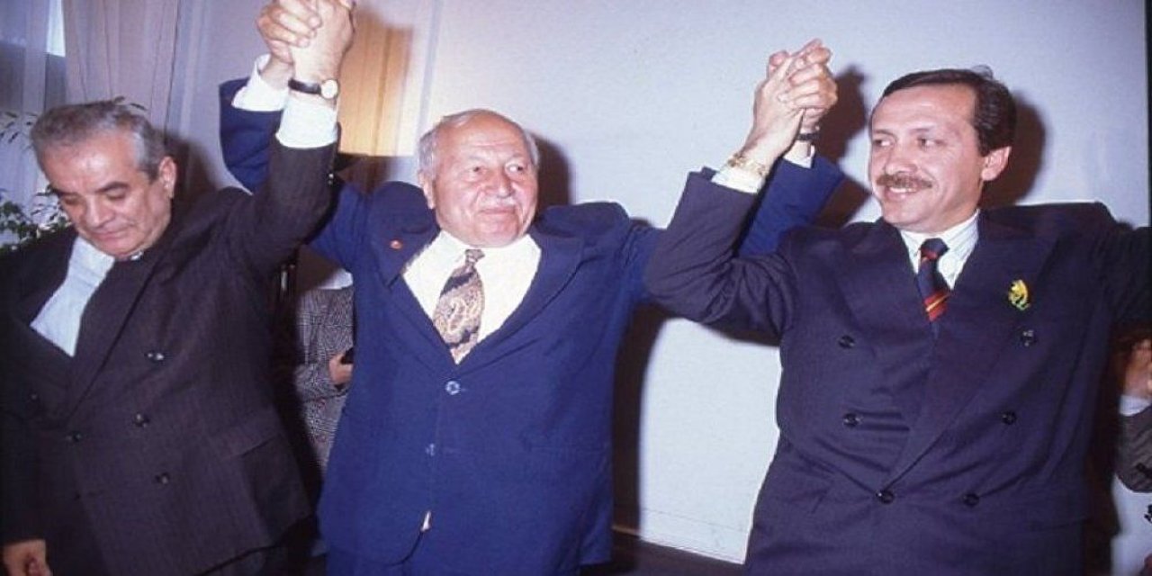 “Yaklaşmakta olanı” haber veren bir rapor çıktı" dedi ve... Barış Terkoğlu'ndan dikkat çeken yazı! "Erbakan yaşasa Erdoğan’ın çılgınlığına ne derdi?"