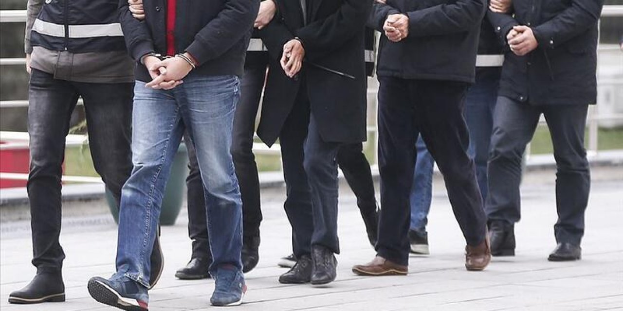 "Al sana hukuk!" İsmail Saymaz yazdı! Bank Asya’ya 61 milyon yatırana "özgürlük" 1000 TL yatırana "hapis"