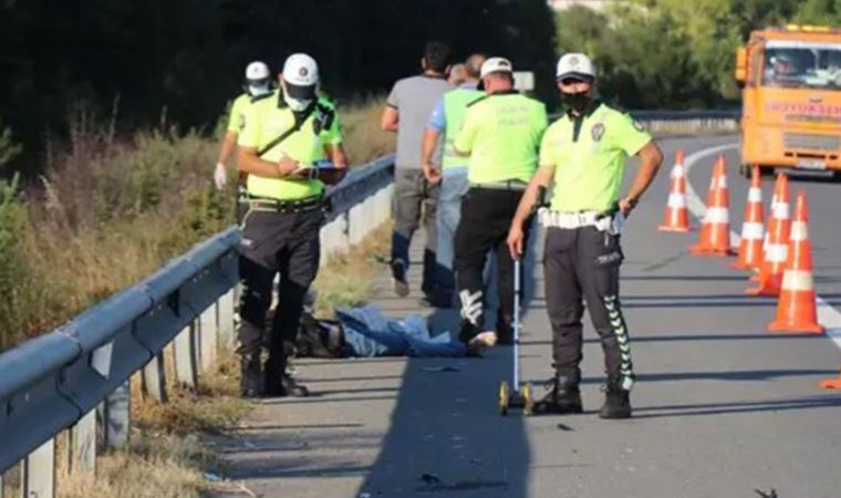 Bariyerlere çarpan motosikletin sürücüsü hayatını kaybetti