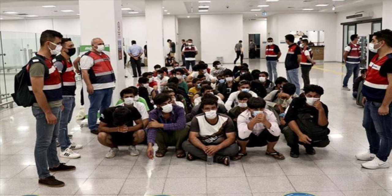 İstanbul Valisi Yerlikaya'dan "göçmen" açıklaması! Rakamları verdi...