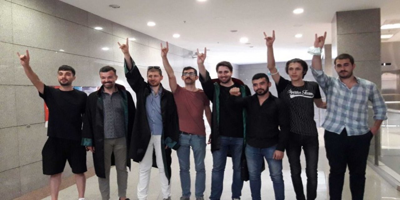 "Hudut namustur" pankartı astıkları için gözaltına alınmışlardı... 6 genç hakkında karar verildi!