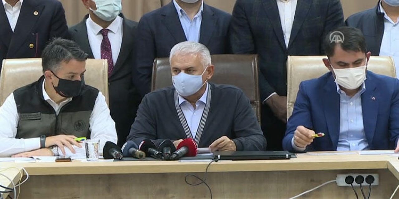 İzmir depreminde son durum! Bakanlar ve Binali Yıldırım deprem bölgesinde!