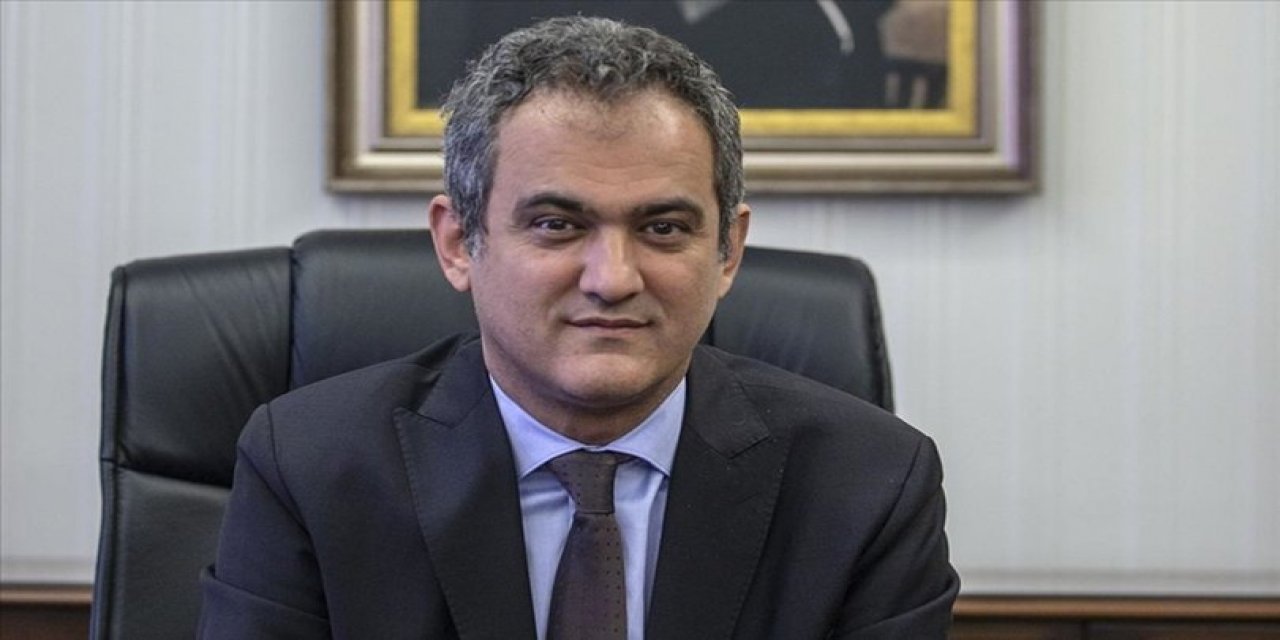 Ankara'da atama savaşı... Cumhurbaşkanlığı'ndaki ismin "kırmızı çizgim" dediği kişi görevden alındı! Mahmut Özer ne yapacak?