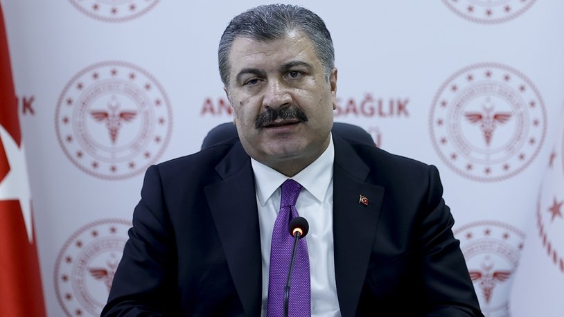 Sağlık Bakanı Fahrettin Koca'dan açıklama! 18 yaşından küçükler için aşılama nasıl olacak?