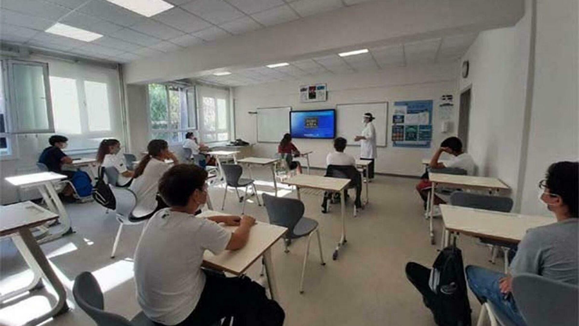 Milli Eğitim Bakanı Mahmut Özer'den tedbirleri açıkladı! Okullara girişleri sınırlandırılacak