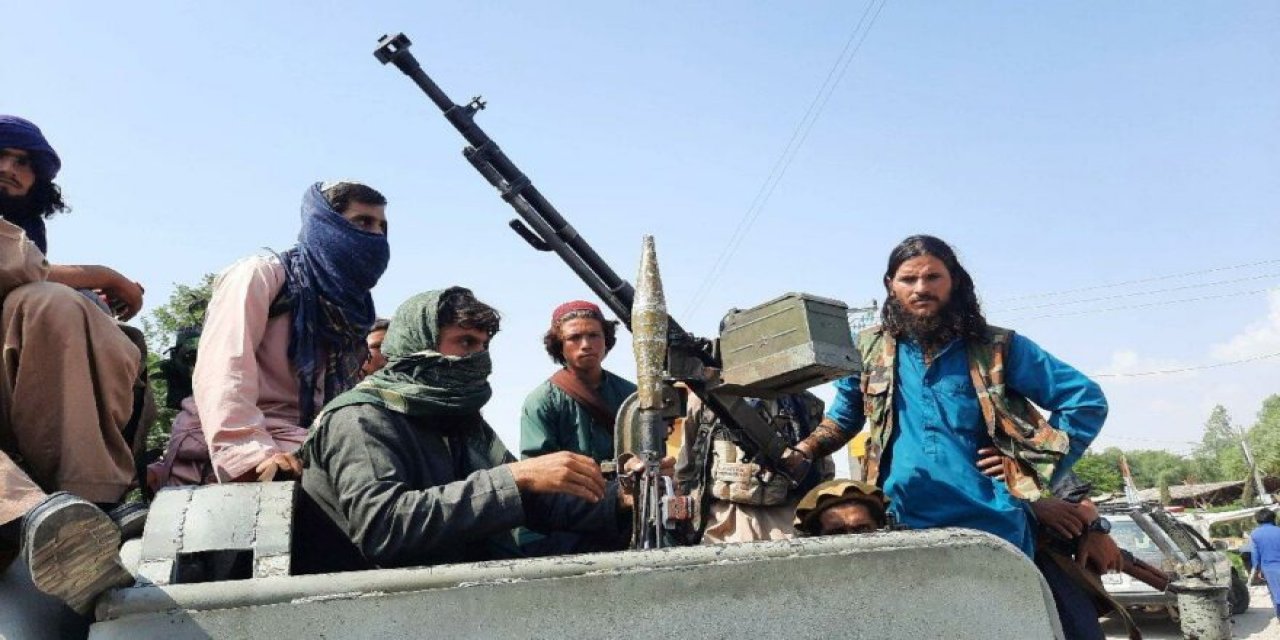 ABD askerlerinin silahlarına ne oldu? Korkutan iddia! Taliban silahları ele mi geçirdi?