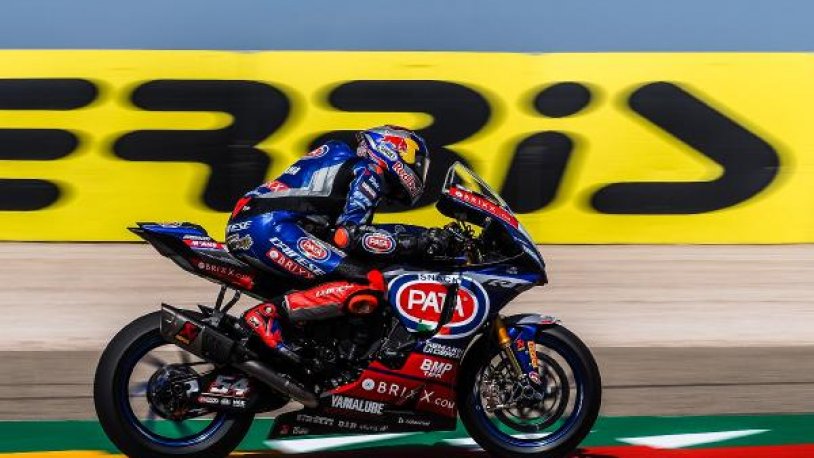 Toprak Razgatlıoğlu Navarra Pisti’nde liderliğe yükseldi