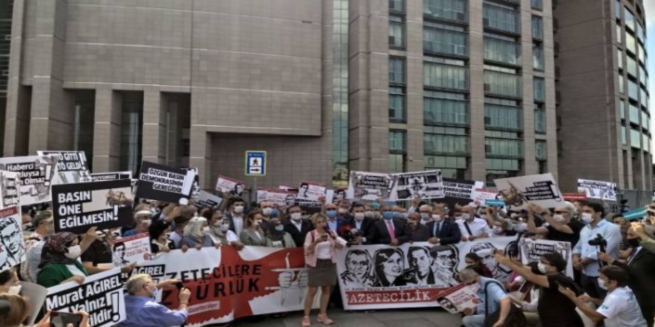 Barış Pehlivan, Murat Ağırel ve Hülya Kılınç'ın tahliyesine CHP'li siyasilerden gelen mesajlar