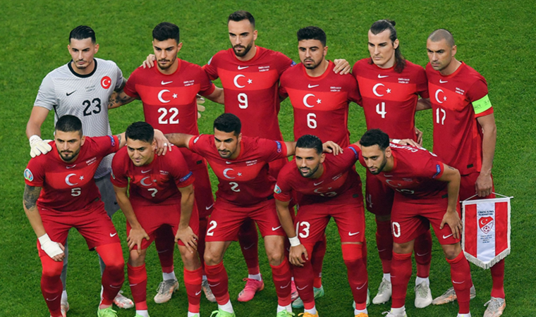 Beşiktaş ve Trabzonspor, milli sporcu için yarışıyor