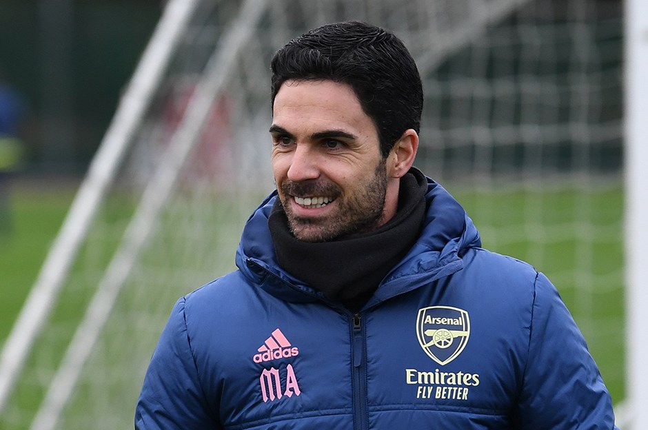 Arsenal'in hocası taraftarların hedefinde