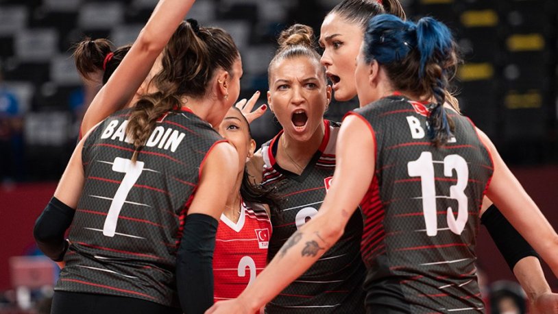 A Milli Kadın Voleybol Takımı, 4'de 4 yaptı
