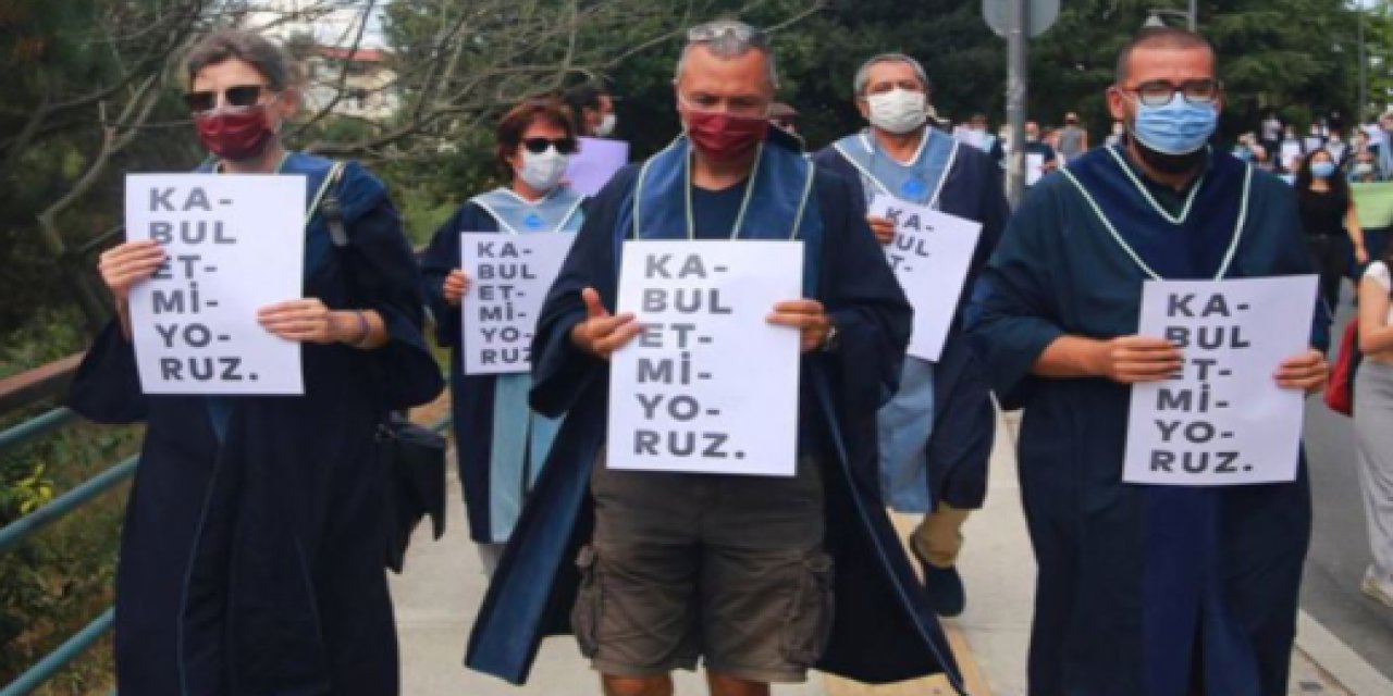 Kayyum direnişi sürüyor... Boğaziçi "Rektör İnci"ye karşı ayakta! "KA-BUL-ET-Mİ-YO-RUZ."
