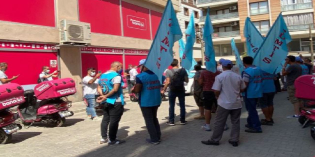 Yemeksepeti'nde sendika gerilimi sürüyor... Çalışanlar "işçi kıyımına son" demek için sahaya indi! Yapılan psikolojik bir harp...