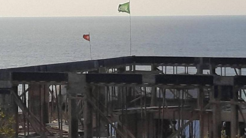 Cami inşaatına hilafet bayrağı asılması gündeme bomba gibi düşmüştü... Tepki çeken olay hakkında yeni gelişme!