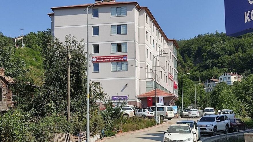 Kendini doktor olarak tanıttı; selzedeleri muayene etti