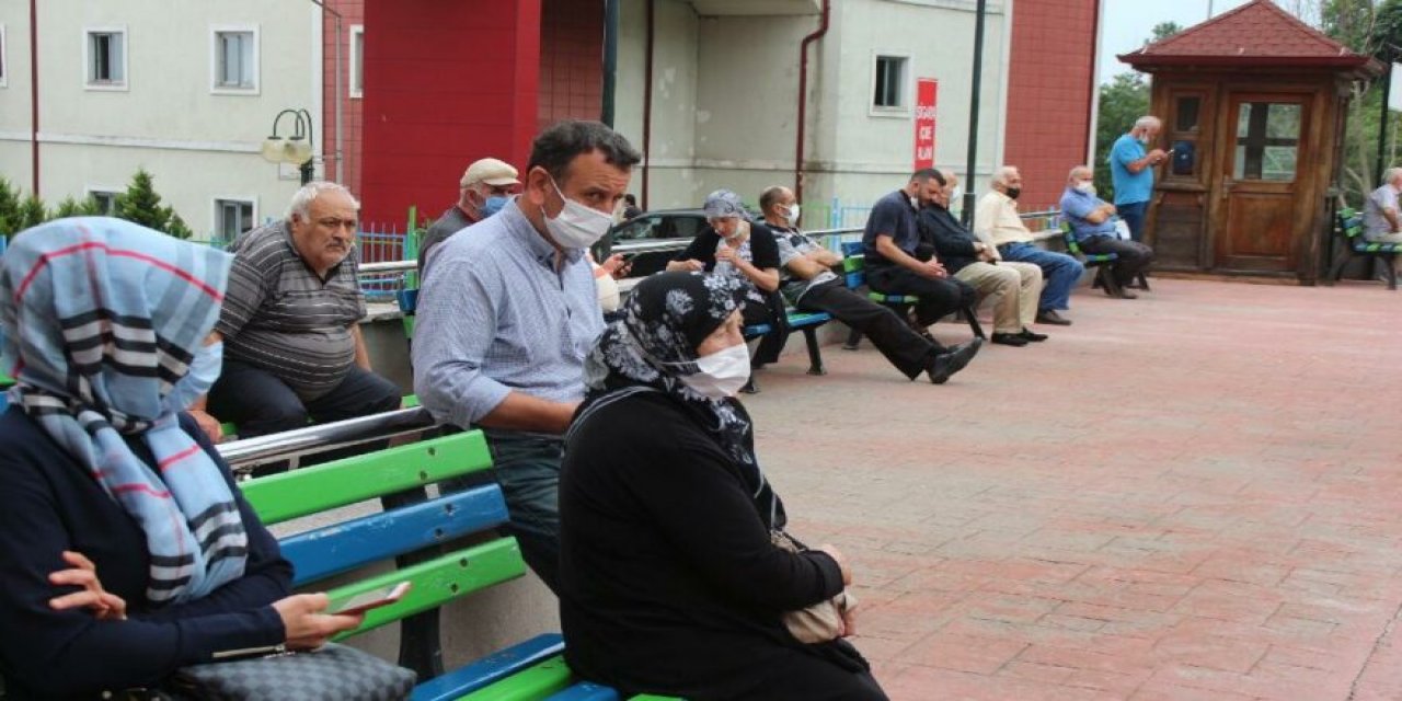 Başhekimden korkutan açıkladı! "Yoğun bakımlar doldu, ameliyatlar ertelendi"