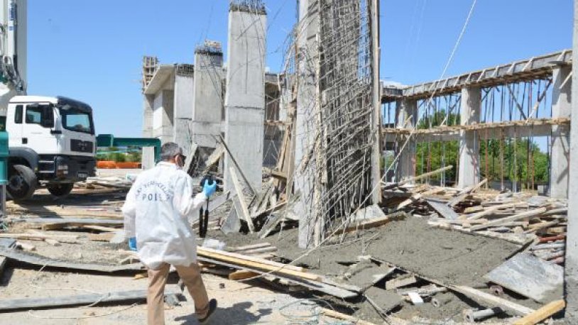 İnşaatta beton dökümü sırasında göçük meydana geldi