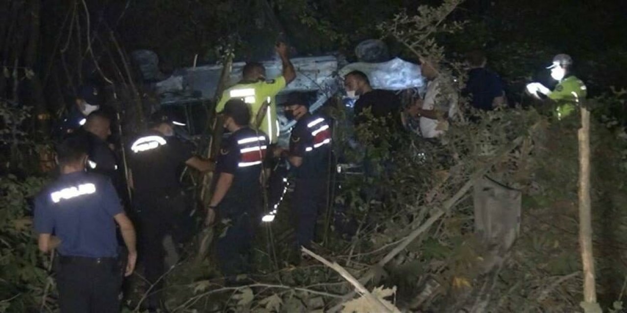 Korkunç kaza... 17 yaşındaki genç yanan araçta feci şekilde can verdi!