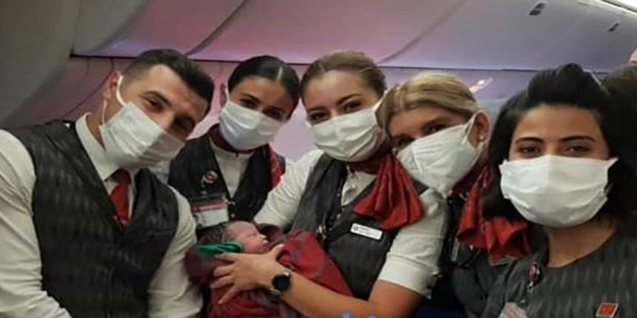 Doğumu kabin ekibi yaptırdı! THY'nin tahliye uçuşunda Afgan bir kız çocuğu dünyaya geldi!