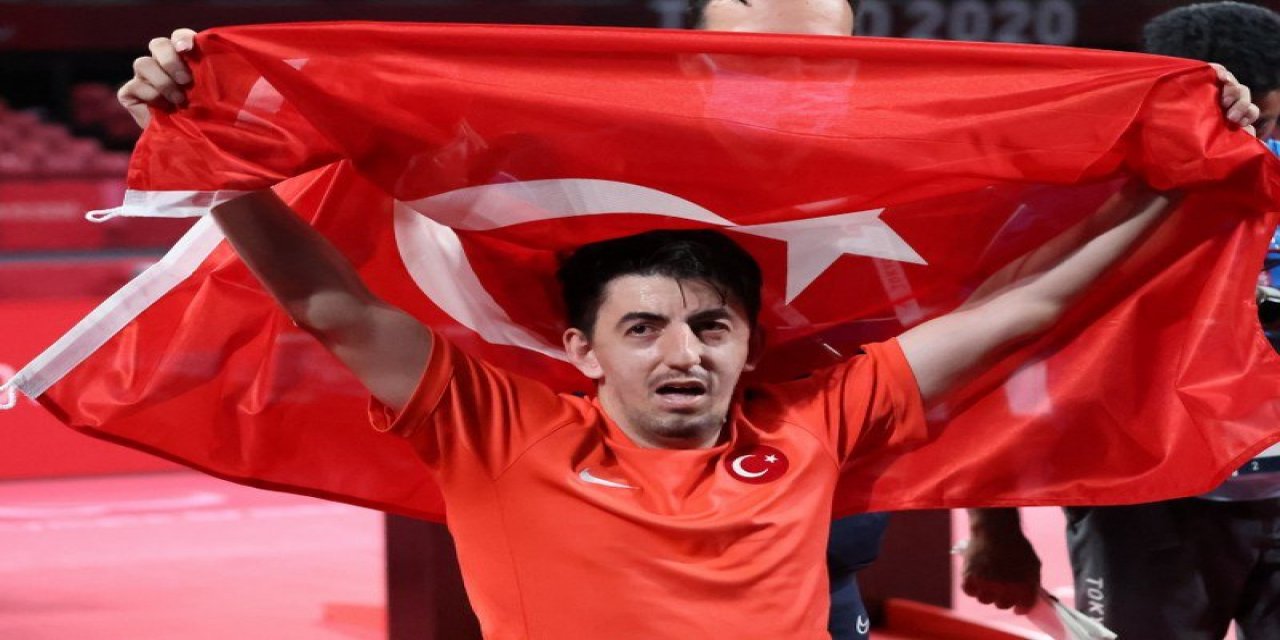30 Ağustos’ta müthiş zafer! Adını tarihe "altın" harflerle yazdırdı! Abdullah Öztürk Olimpiyat şampiyonu…