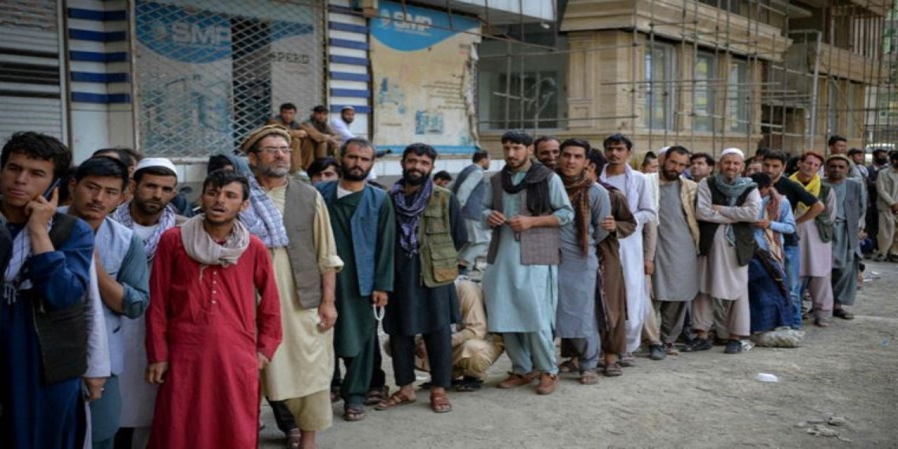 Geri çekilme tamamlandı! Kabil'in ABD'siz ilk sabahından çarpıcı kareler