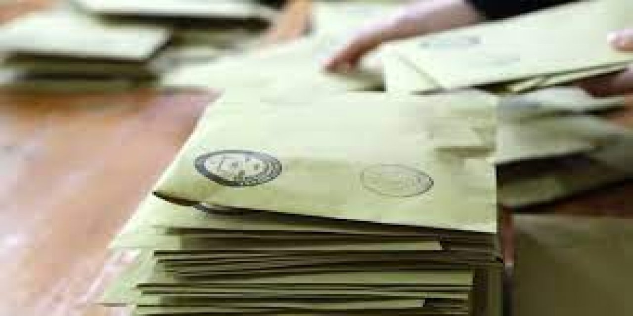 Erdoğan'ın eski danışmanından dikkat çeken "Seçimde baraj hesabı" AKP'ye sert eleştiri... "Cumhurbaşkanlığı sistemini getiren iktidar, hangi gerekçeyle yüzde 7’lik barajı savunuyor?"