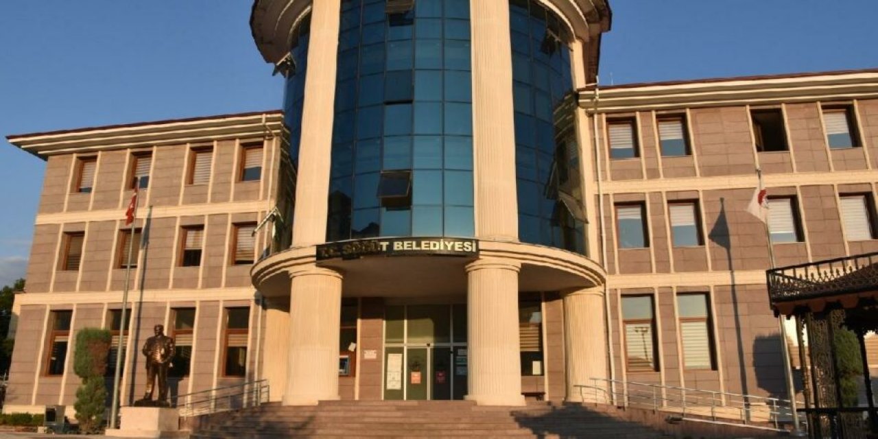 MHP’li belediyeden esnafı çaresiz bırakan zam!  Kiralar 850 liradan 5 bin liraya çıktı!