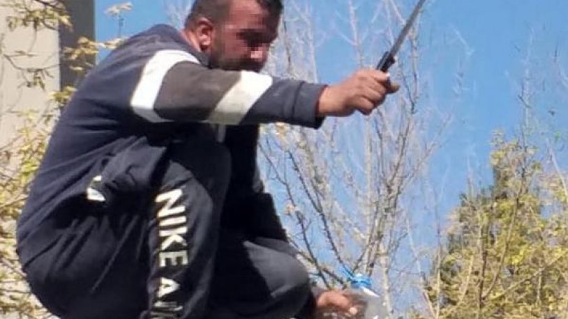 Elinde benzin bidonu ve bıçakla intihara kalkıştı! Başsavcı ikna etti