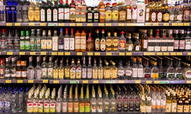 İzmir Valiliği'nden alkol ve sigara satan tüm işletmeler için karar