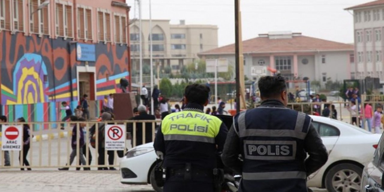 OKULLARDA,  KOLLUK VE GÜVENLİ EĞİTİM KOORDİNASYON GÖREVLİLERİ BULUNACAK: İçişleri Bakanlığı'ndan 81 ile yüz yüze eğitim genelgesi yayınlandı: İşte tedbirler!