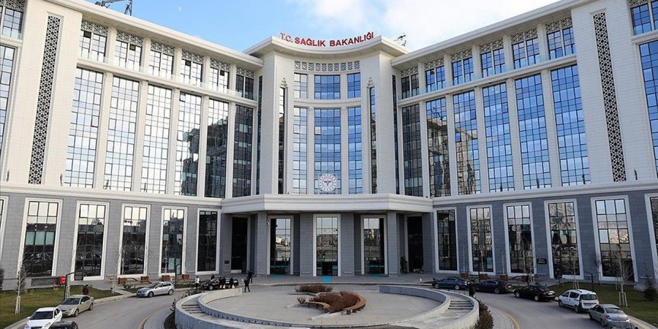 Sağlık Bakanlığı'ndan soruşturma! ABD'li ilaç firması Türkiye'de Sağlık Bakanlığı bürokratlarına rüşvet mi verdi?