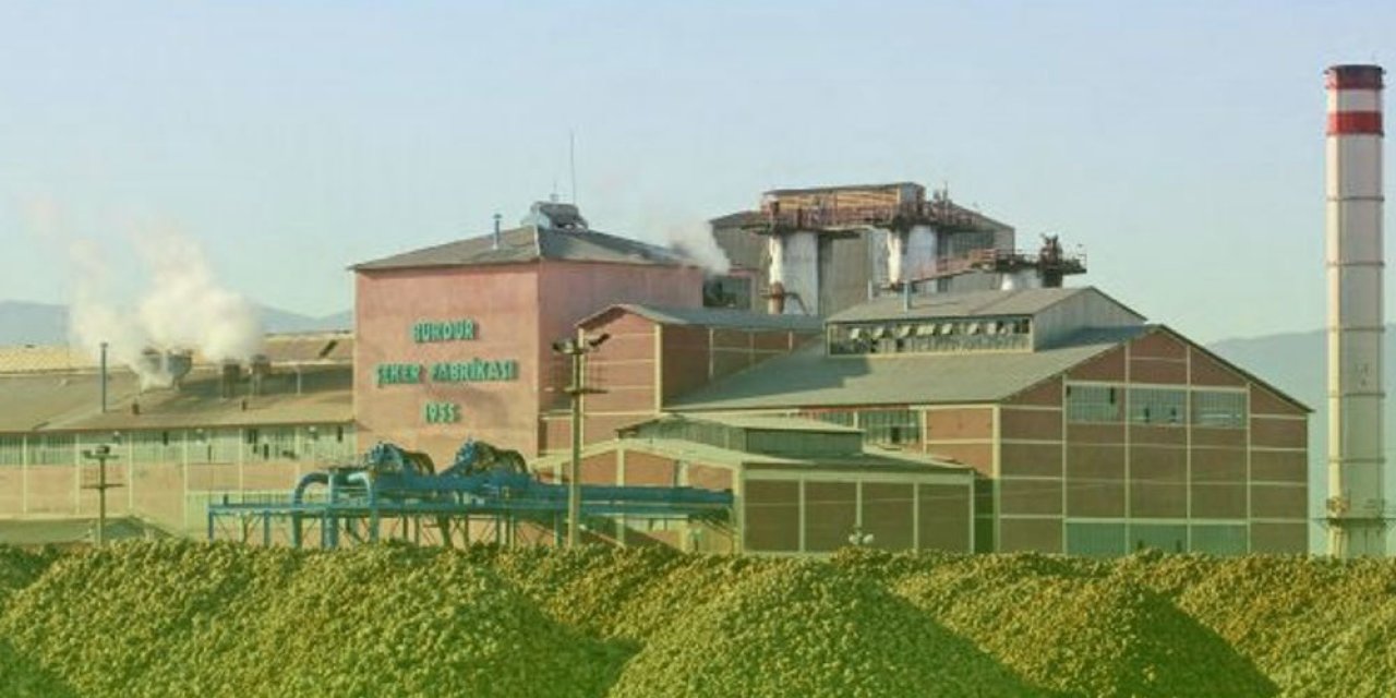 BAKAN ELVAN AÇIKLADI: 3,5 YILDA 9 MİLYAR 452 MİLYON LİRALIK KAMU MÜLKÜ SATILDI