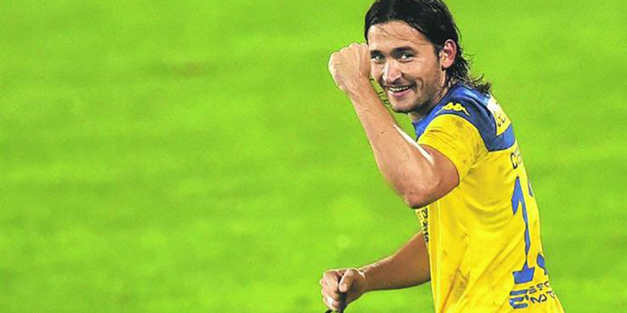 Fenerbahçe transferi açıkladı!