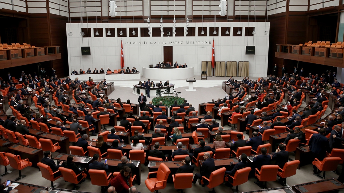 Kulislerde konuşuluyor! "Erdoğan, anayasa çalışmasını halka götürecek"