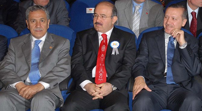 Erdoğan Bayraktar'ın 'itiraf' açıklaması gündemden düşmemişken bir eski bakandan daha Erdoğan'ı kızdıracak sözler! AKP'yi hedef aldı