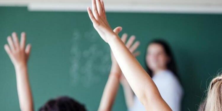 Milli Eğitim Bakanlığı koronavirüs hattının kurulduğunu duyurdu! "Öğretmenler arayarak bilgi edinebilecek"