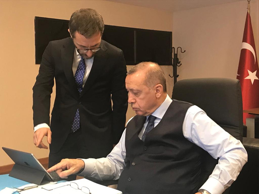 Fahrettin Altun’dan Erdoğan’ın kitabına ilişkin açıklama! "'Daha Adil Bir Dünya Mümkün' bir başucu kitabı olacak"