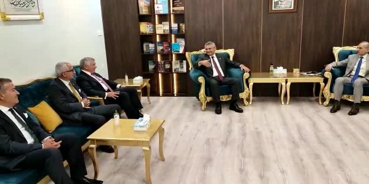 CHP HEYETİ IRAK TÜRKMEN CEPHESİYLE GÖRÜŞTÜ