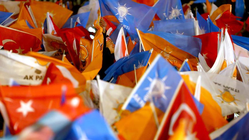 AKP'li başkandan tartışma yaratacak personel açıklaması! "İster oğlumu ister kızımı çalıştırırım"