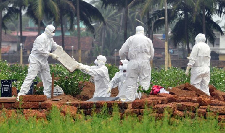 Bir çocuk hayatını kaybetti: Yeni virüs için alarm verildi