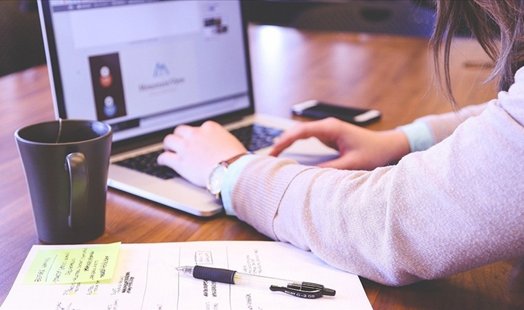 Delta varyantı iş hayatını da etkiledi: Evden çalışmaya devam